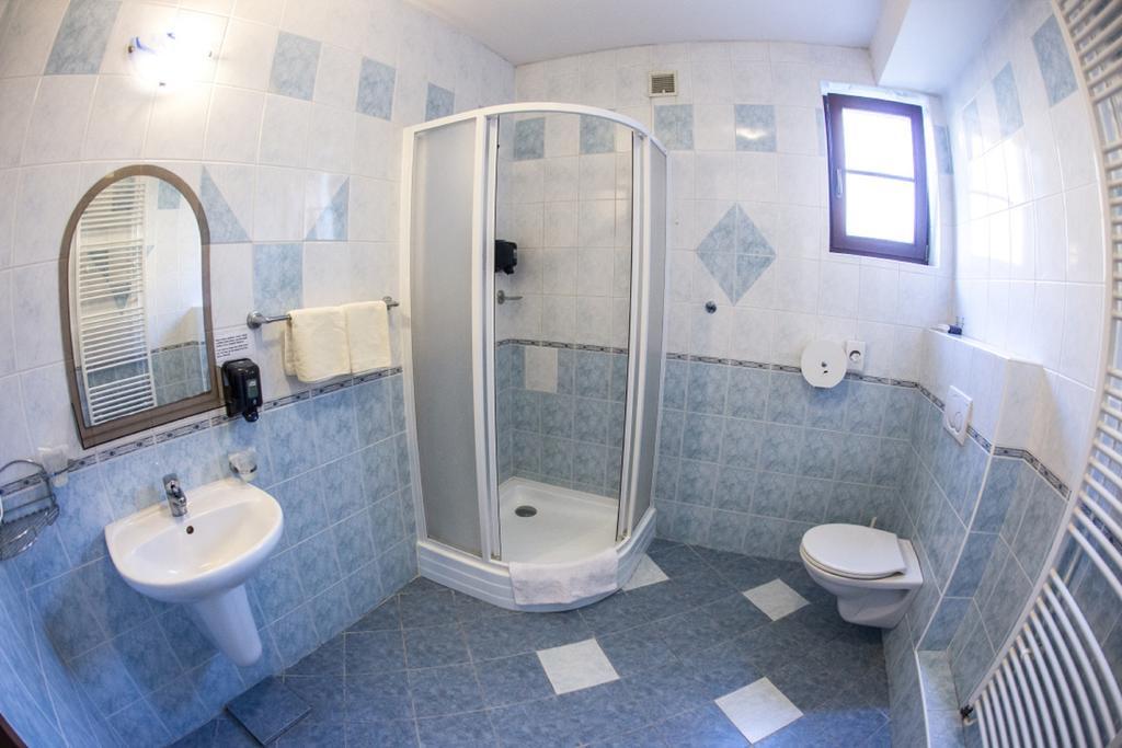 Hotel Na Jizni Prerov Ruang foto