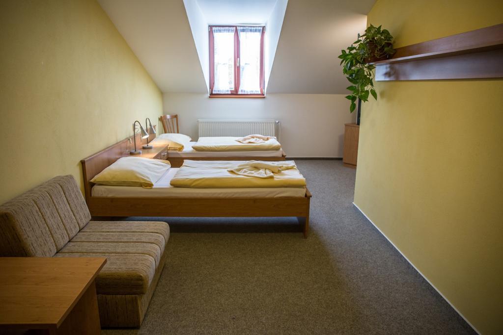 Hotel Na Jizni Prerov Ruang foto